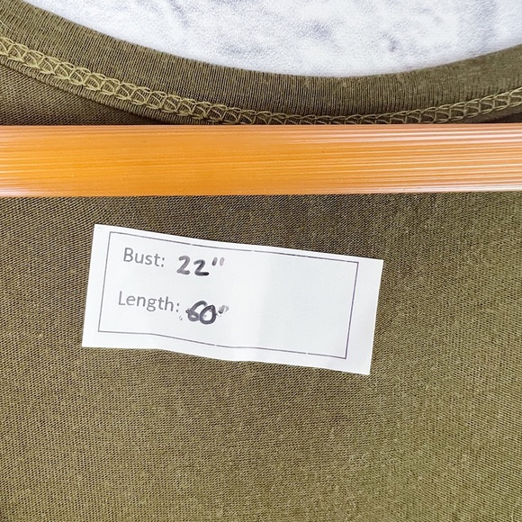 Boutique Green Maci Pocket Relaxed Fit T Dress - Picture 7 of 7